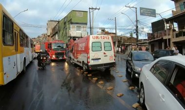 Homem é esmagado por caminhão ao esperar abertura de padaria na Bahia