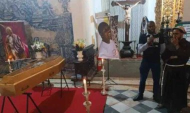 Vigília para filho de Mãe Bernadete é feita em igreja de Salvador