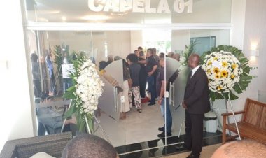 Corpo do apresentador baiano Raimundo Varela é velado em Salvador