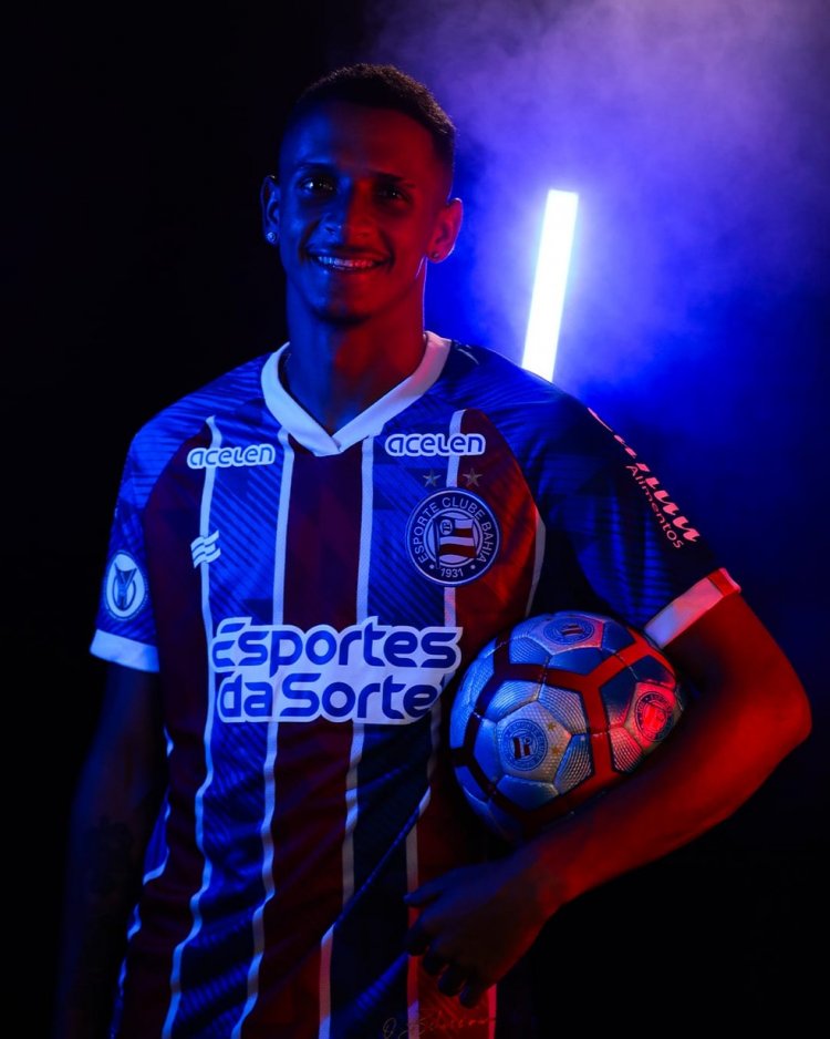 Novo reforço do Bahia, Luciano Juba desembarca em Salvador: "Espero ajudar bastante a equipe"
