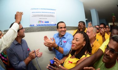 Prefeitura inaugura escola reconstruída em Valéria com salas climatizadas