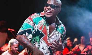 Cantor Escandurras Leva o Espírito do São João ao Coração de Conceição de Feira