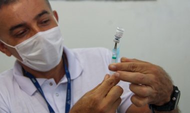 Salvador inicia aplicação da 2ª dose da vacina bivalente contra Covid-19 na segunda-feira; veja lista com postos de saúde