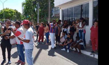 Categoria de enfermagem protesta em frente ao HGE por falta de pagamento do piso salarial