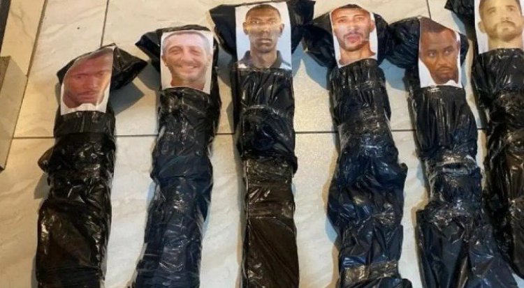 Torcedores fazem ameaça a jogadores em frente ao CT do Bahia; veja imagens