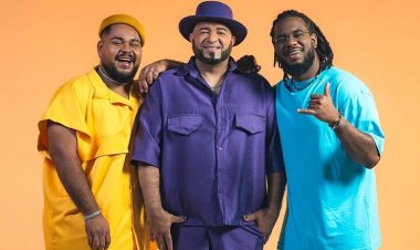 Filhos de Jorge se apresenta no camarote da Polícia Militar durante o Carnaval de Salvador