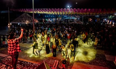 Jussiape Celebra o Show de Seu Maxixe