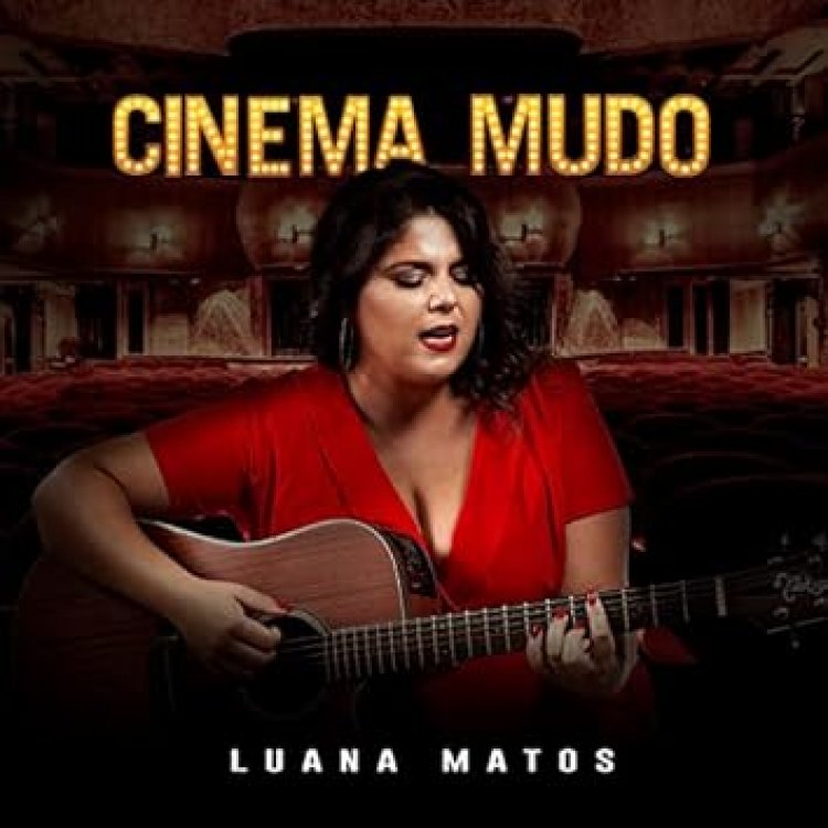 Luana Matos é a atração principal no camarote da PM durante o Carnaval de Salvador