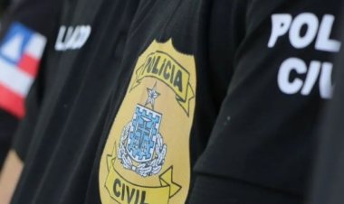 Filho mata e corta mão de mãe para sacar dinheiro em Salvador