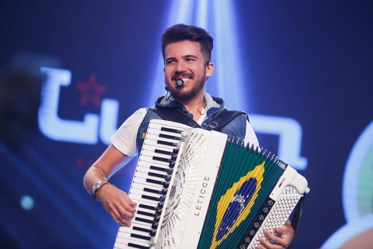 Anguera recebe Luan Estilizado para uma apresentação musical