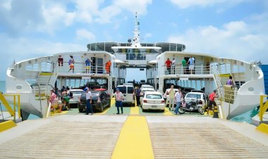 Ferry-boat para Salvador tem fila intensa nesta terça (25)