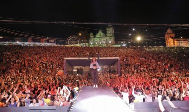 Priscila Senna leva alegria e forró para Sobradinho no São João da Portelinha