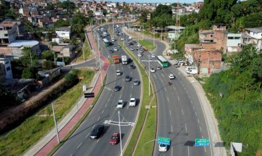 Trabalhador fica soterrado em obra na Avenida Gal Costa