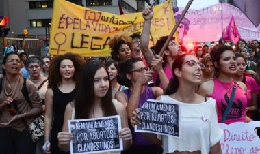 Justiça baiana reverte decisão e autoriza aborto para mulher com feto sem chance de vida