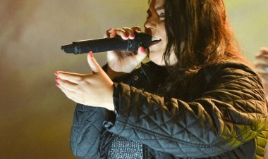 Luana Matos em Aurelino Leal para o show no Poiri Forró 2024