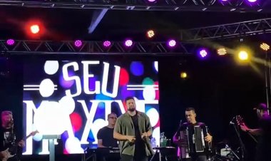 Seu Maxixe marca presença em Andaraí na Festa do Divino