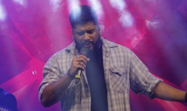 Seu Maxixe agita o público em show em Ipecaetá