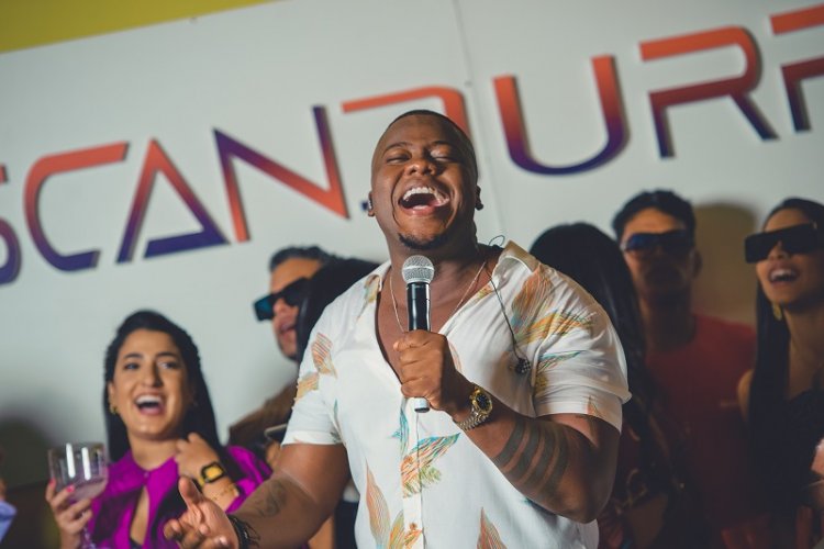 Escandurras faz show eletrizante em Monte Santo no Arraiá do Monte