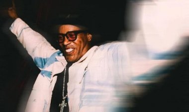 Rolé aleatório? Ronaldinho Gaúcho terá trio elétrico no Carnaval de Salvador