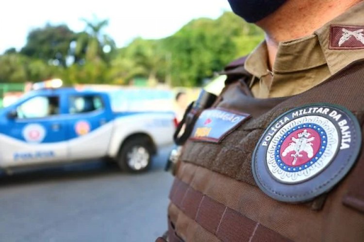 PM reage a assalto na porta de casa e mata dois irmãos em Salvador