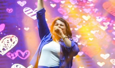 Luana Matos encanta Salvador em show inesquecível