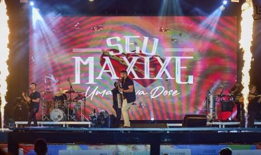 Seu Maxixe se apresenta em Ibiassucê
